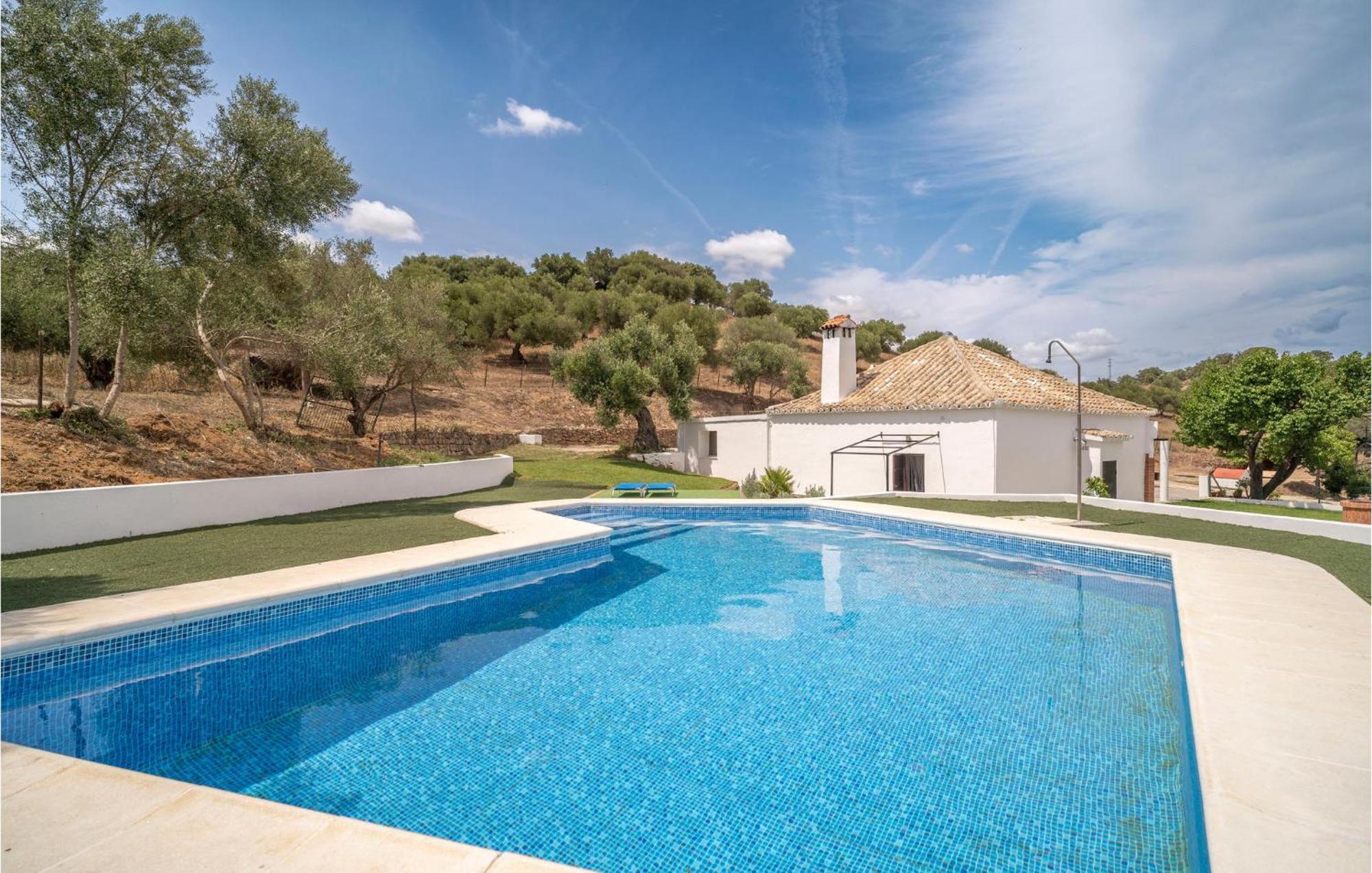 Beautiful Home In Algar With Indoor Swimming Pool Exterior photo